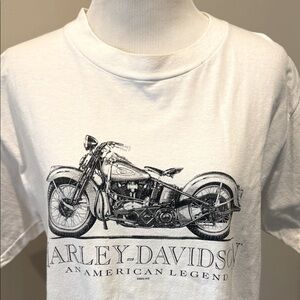 Harley-Davidson An American Legend 2002 Motorcycle Graphic Tee Shirt Size Medium